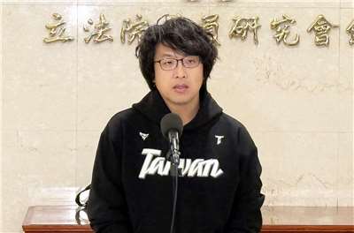 民進黨立委沈伯洋。(圖：中央社)