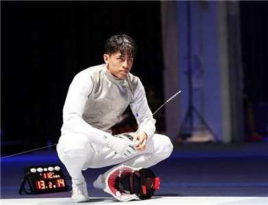 台灣擊劍好手陳致傑在世界盃西班牙站打進男子鈍劍個人賽8強，創下台灣第1人紀錄。(IG@chihchieh_2001)