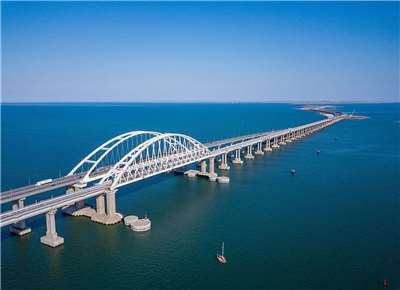 克里米亞大橋（Crimean Bridge）。 (圖：維基百科)