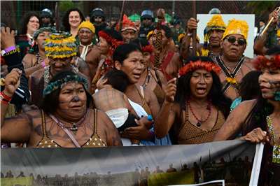 巴西蒙杜魯庫(Munduruku)原住民團體14日要求與總統魯拉會談。 