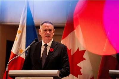 加拿大國防部長麥金蒂(David McGuinty)在記者會表示， 加拿大希望在明年春天參加菲律賓與美國年度的「肩並肩」(Balikatan)聯合軍事演習。