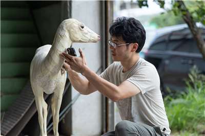 文總《匠人魂》新一集，聚焦台灣首位藍帶標本師黃雯杰。(文總提供)