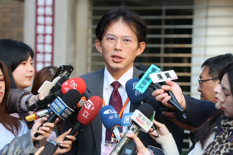 民眾黨主席黃國昌(中)。資料照。
