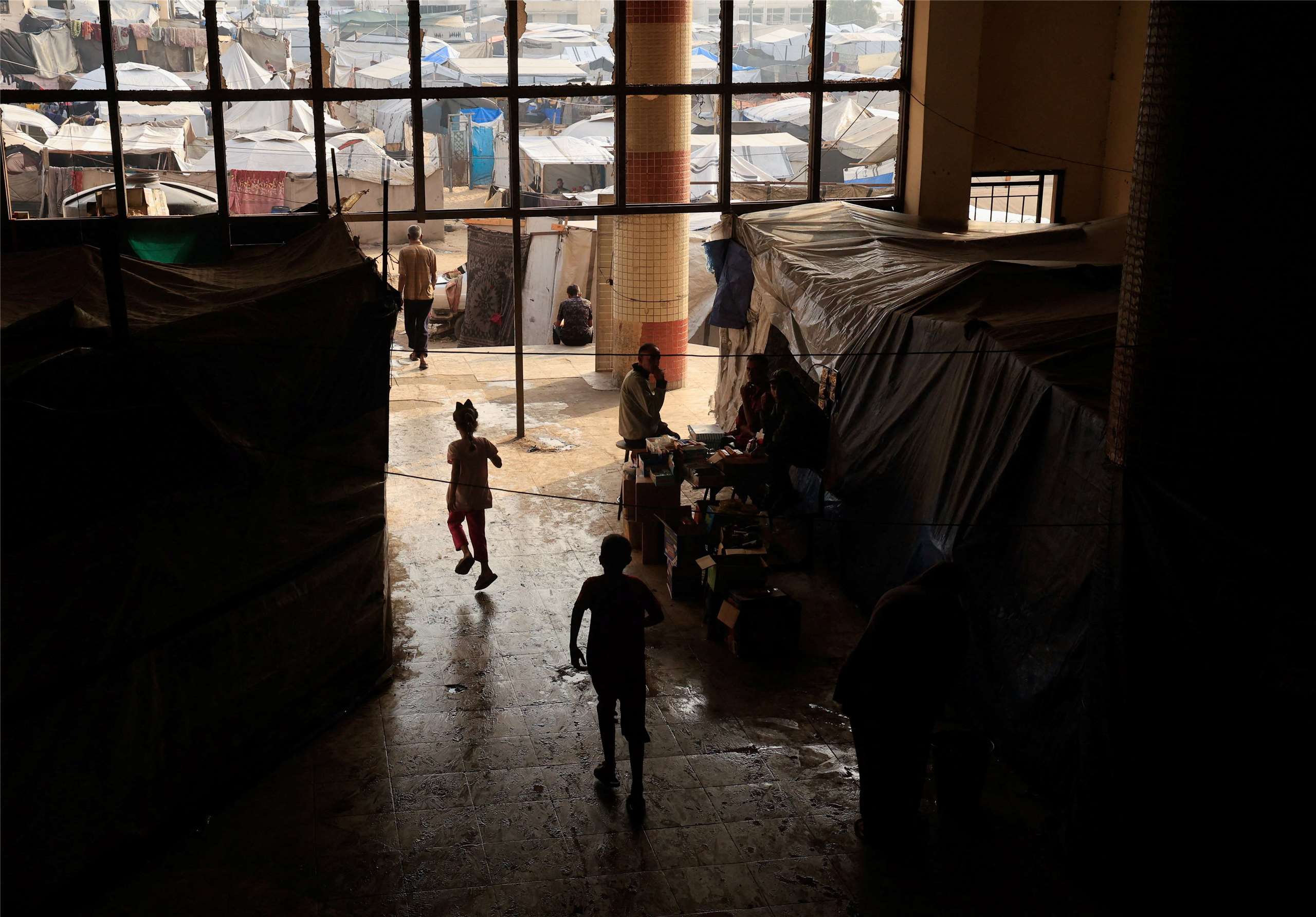 如何讓加薩學生重返校園面臨到嚴峻挑戰。圖攝於加薩走廊南部汗尤尼斯的阿克薩(Al-Aqsa)大學校園。