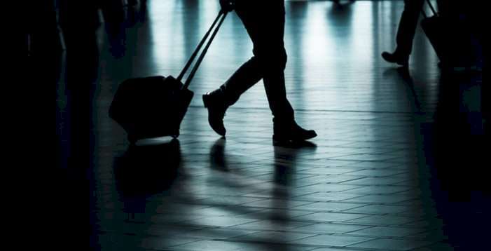 歐洲國際機場協會最新報告指出，歐盟數位出入境系統的問題逐漸浮現，甚至有旅客耗費3小時才完成入境手續。(示意圖/Serhat Beyazkaya/Unsplash)