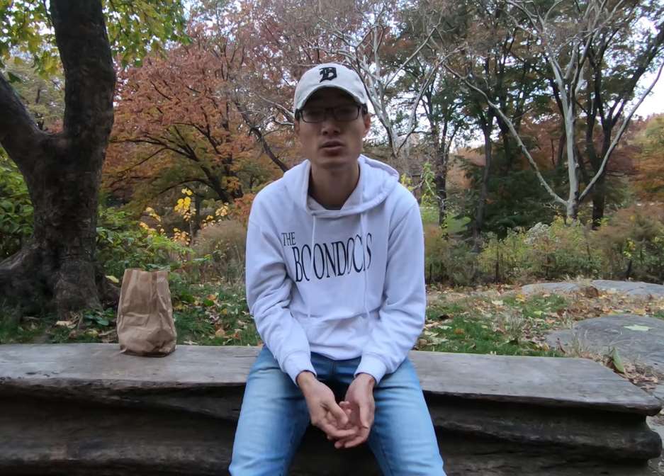 曾冒險進入新疆拍攝當地拘留營情況的中國青年關恆。資料照。(YT@guanguan)