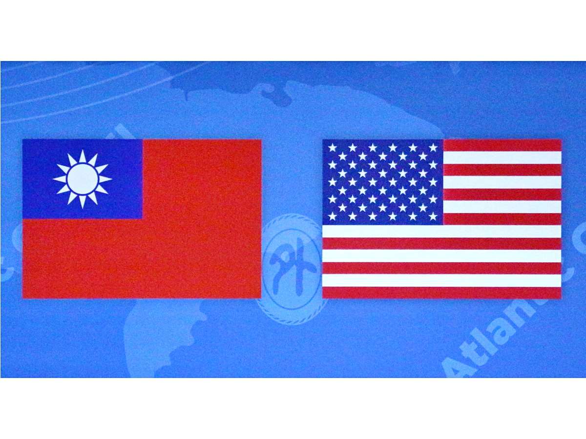  外交部長林佳龍近日在社群平台發文，表示美國總統川普簽署任內首項友台法案「台灣保證落實法」顯示台美合作持續穩健深化。(記者王照坤 攝)