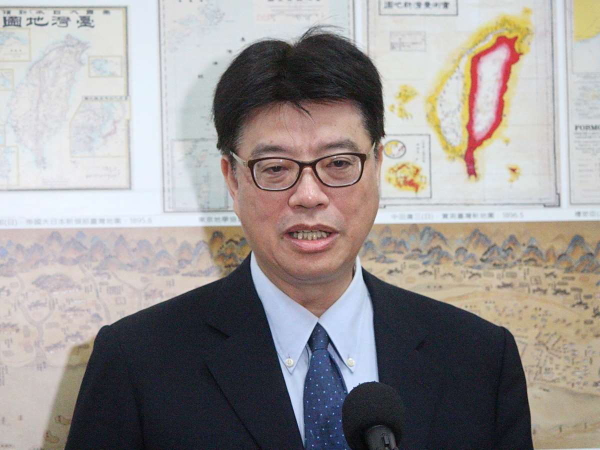 陸委會主委邱垂正20日表示，習近平在面對內外挑戰下，為了轉移焦點及強化其2027年延任的正當性，中共必須在「統一台灣」及「取代美國」上積極作為。(資料照/王照坤 攝)