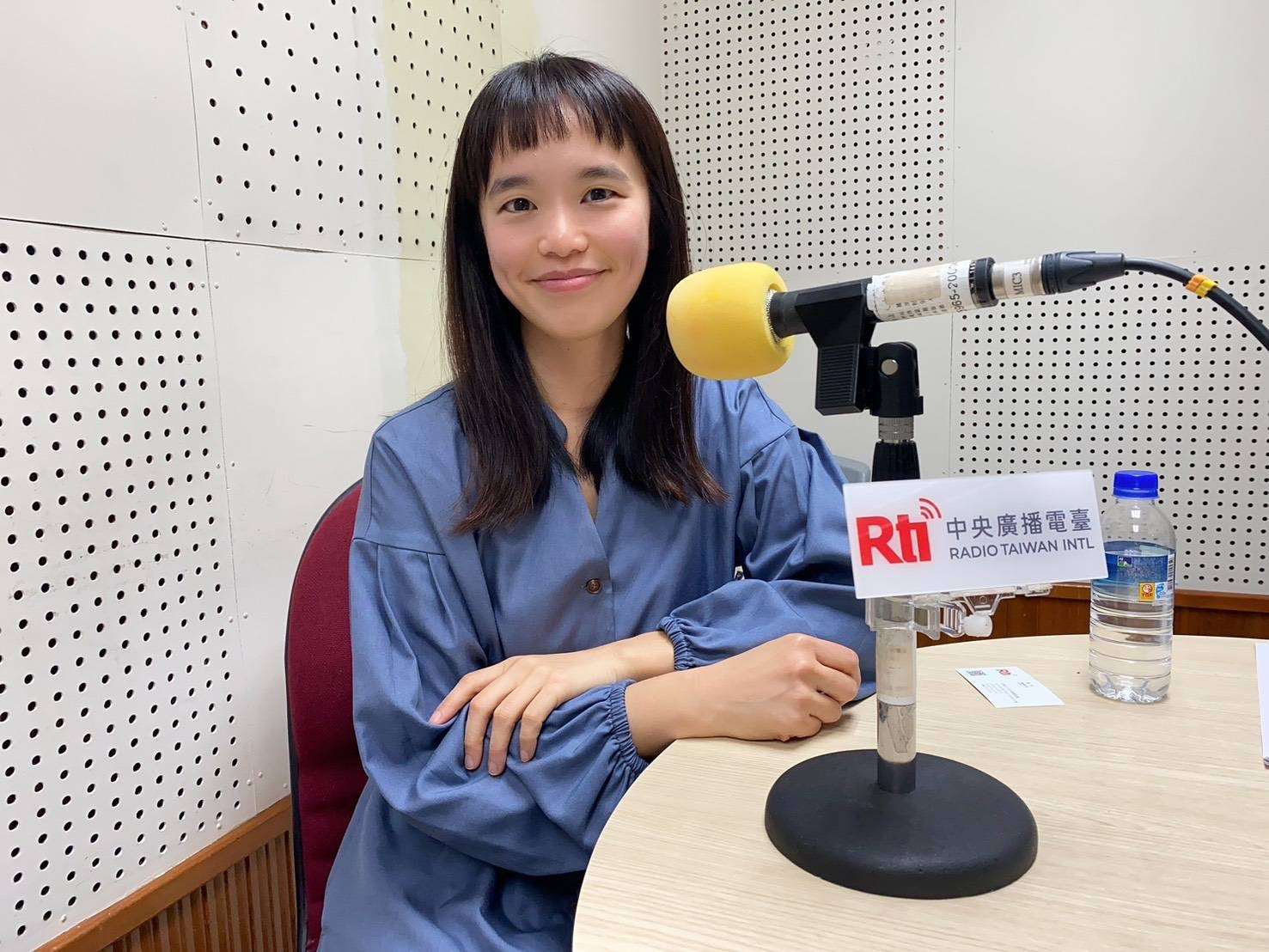 爵士歌手 羅妍婷 