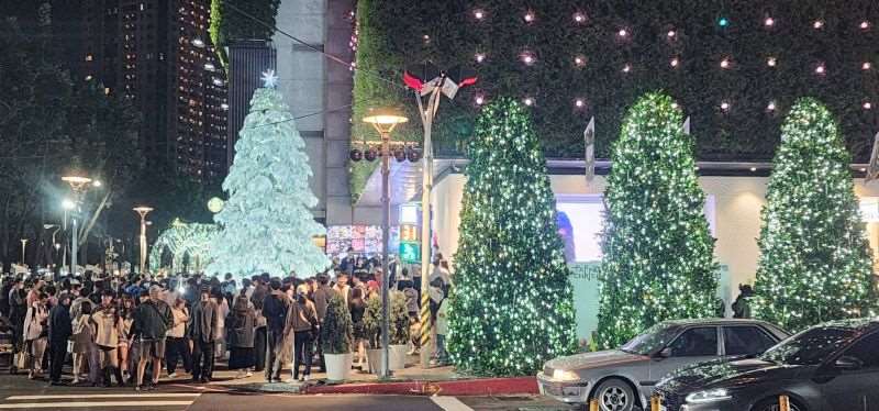 台中勤美草悟道聖誕活動(LESLIE))