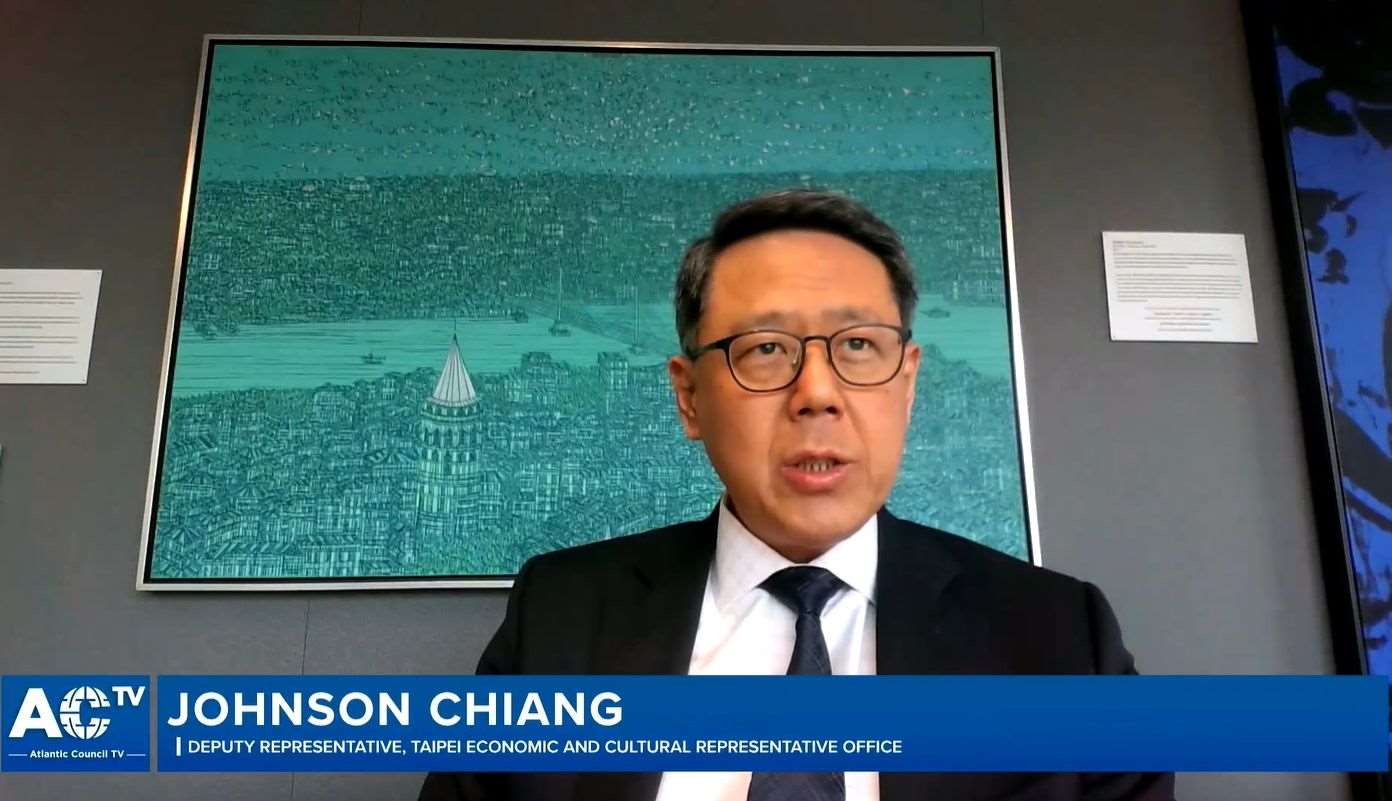 駐美副代表姜森15日參與華府智庫「大西洋理事會」(Atlantic Council)的線上台灣研討會。 (圖:翻拍自FB/AtlanticCouncil)