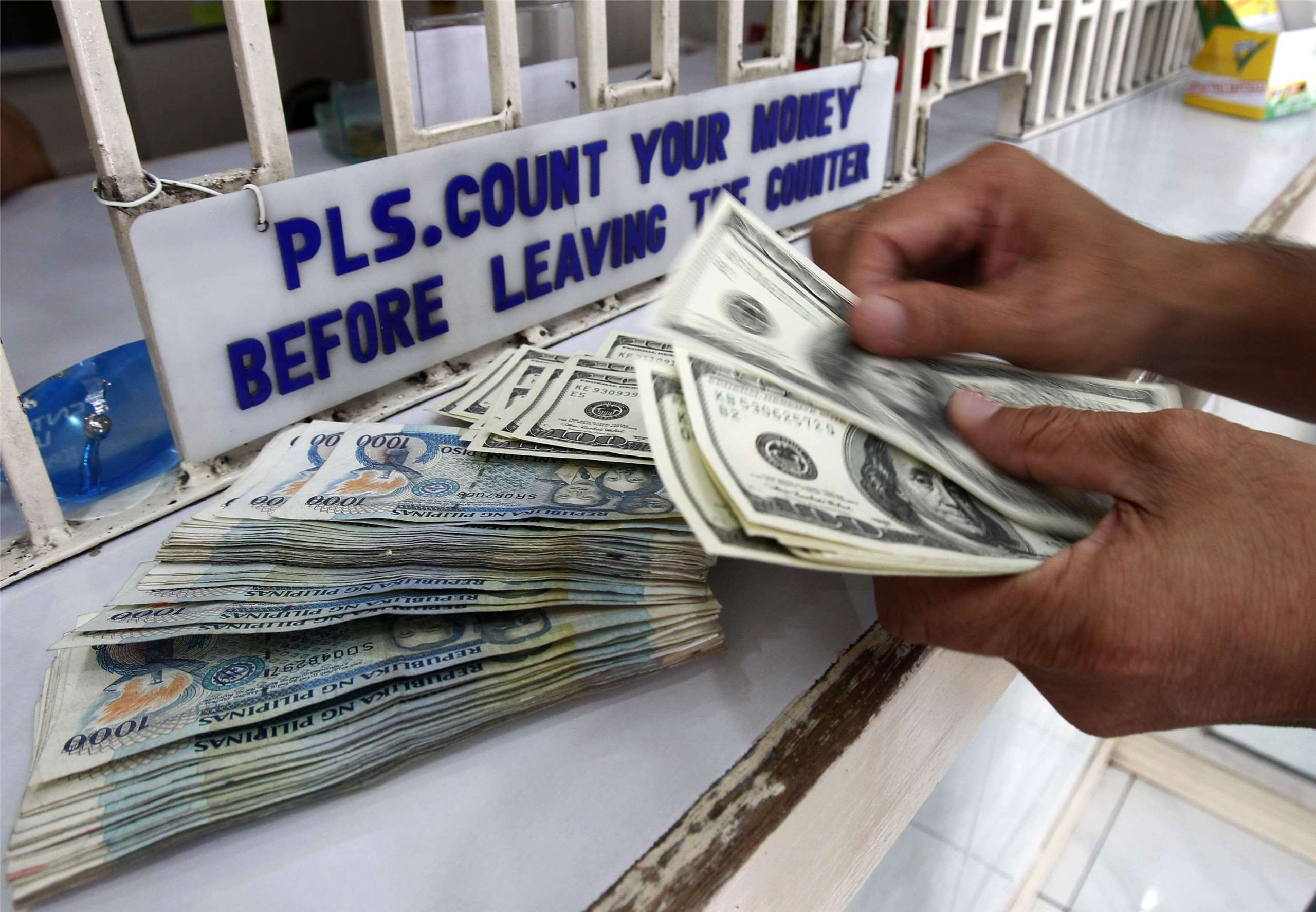 地緣政治等干擾菲律賓連續下修出口總值至2028年-新聞-Rti 中央廣播電臺