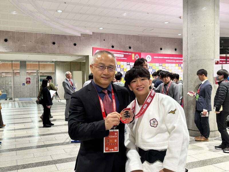 柔道女將林真豪在東京大滿貫賽奪得銅牌。（教練劉文等提供）