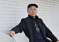 VD
陳玉勳談「大濛」　直言後製期壓力大
導演陳玉勳（圖）擔任電影「大濛」編劇暨導演，他
接受專訪時透露，後製期間壓力很大，光是片中籠罩
的淡淡霧氣就後製了2個月。
中央社記者王飛華攝　114年11月28日
