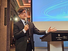 富邦投顧董事長陳奕光以台股籌碼面分析，估計台灣2026年超額儲蓄可達到歷史新高，成為支撐台股的主要動能。