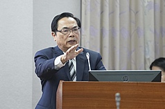 立法院司法及法制委員會10日排審「審計部組織法」修正草案，審計長陳瑞敏列席答詢。