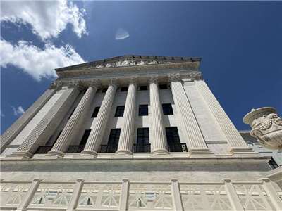 圖為美國最高法院即將裁定川普限制美國出生公民權指令的合法性。資料照。(圖：中央社)