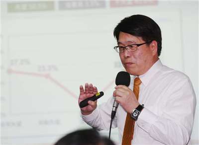 行政院提名台灣民意教育基金會董事長游盈隆（圖）為中選會主委。（中央社檔案照片）