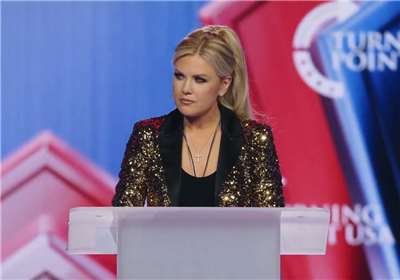 已故美國保守派知名倡議人士柯克的遺孀艾瑞卡．柯克已表態支持現任副總統范斯角逐2028年總統大選。(X@charliekirk11)