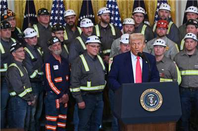 美國總統川普4月在簽署行政命令，提升美國煤炭產量。