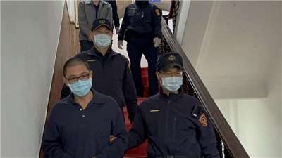 網路借貸媒合平台im吸金案，最高法院30日依銀行法判主嫌曾耀鋒（前左）13年徒刑、其女友張淑芬9年6月徒刑定讞，涉洗錢及犯罪所得沒收、追徵部分撤銷，發回台灣高等法院。(圖：中央社)