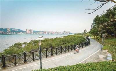 關渡八里自行車道路（邱海靖提供）