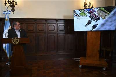 瓜地馬拉總統阿雷巴洛(Bernardo Arevalo)14日宣布兩座西部城市進入緊急狀態。 