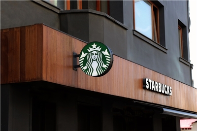 	
星巴克(Starbucks)。(圖：Pixabay)