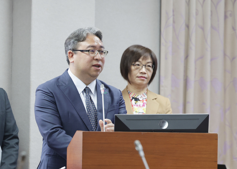 法務部次長黃世杰（左）。資料照。

