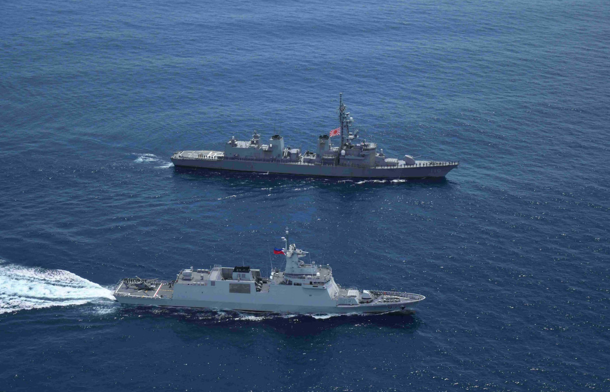 日本與菲律賓14日在南海舉行聯合演習「海上合作行動」。(翻攝日本統合幕僚監部官網)
