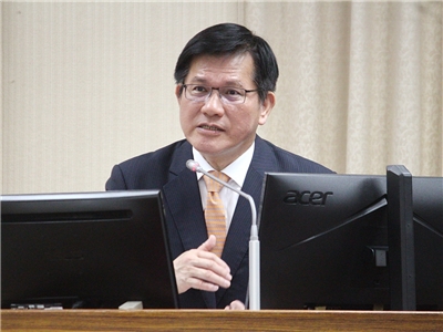 外交部長林佳龍19日在立法院答詢時表示，前外長吳釗燮祕書何仁傑的洩密行為，對國家外交工作帶來重大傷害 (央廣記者王照坤 攝)