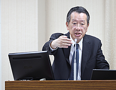 國防部長顧立雄表示，無人載具將納入「不對稱戰力與防衛韌性」建構，下半年度將提出新一波特別預算案。(圖：國防部)
