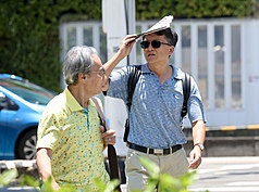 天氣炎熱高溫達36度 太平洋熱低壓對台無直接影響。