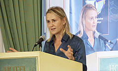 義大利國會議員柏加米尼（Deborah Bergamini）17日
出席北約防衛學院基金會舉辦的印太高階會議，她在
致詞中表示，印太地區至關重要，義大利需要擬定一
份印太戰略。
