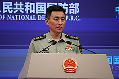 中國國防部新聞發言人張曉剛26日在例行記者會上回
應媒體提問。