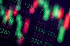 台北股市30日開低，下跌逾百點。示意圖。(圖：中央社)