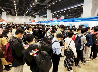 中國2025年大學畢業生預計達1222萬人，有不少學生將目光放在「第二學士」，期許學習不同專業，在未來求職能更加分。(圖：中央社)