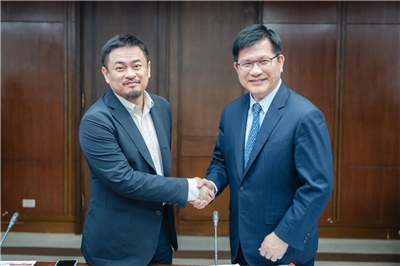 為強化台灣與理念相近國家的人才交流，外交部長林佳龍與勞動部長洪申翰召開雙部長會議。 (圖:FB/林佳龍)