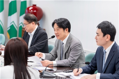 民進黨青年局首次局務會議 黨主席賴清德指示打好基本功建立台日長久情誼。 (圖：民進黨提供）