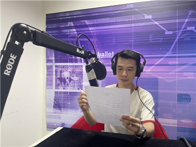 「新住民心力量」廣播節目近期邀請到公視東南亞語新聞主播及編輯顏忠義，他在節目中與聽眾分享他的新聞工作，並談及在台外籍人士多元的閱聽需求。(圖：央廣)