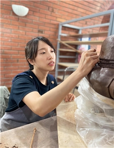 施姵伃陶藝家