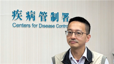 衛福部疾管署發言人羅一鈞表示，11日起，65歲以上等3類高風險族群者，第2劑JN.1疫苗的接種間隔建議，將調整為與前1劑JN.1疫苗間隔至少2個月。(圖：中央社)