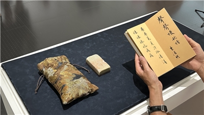 李明維：《複製者的悖論》2025年迄今。《COPYISTS》，法國龐畢度中心梅茲分館，法國梅茲，2025。（貝浩登畫廊提供）