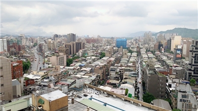 財政部今天(11日)公布5月全國賦稅收入初步統計，單月實徵淨額新台幣3,135億，較去年同期大減2,963億，年減幅高達48.6%，主要是因為綜所稅延後申報所致。(示意圖 : 中央社)