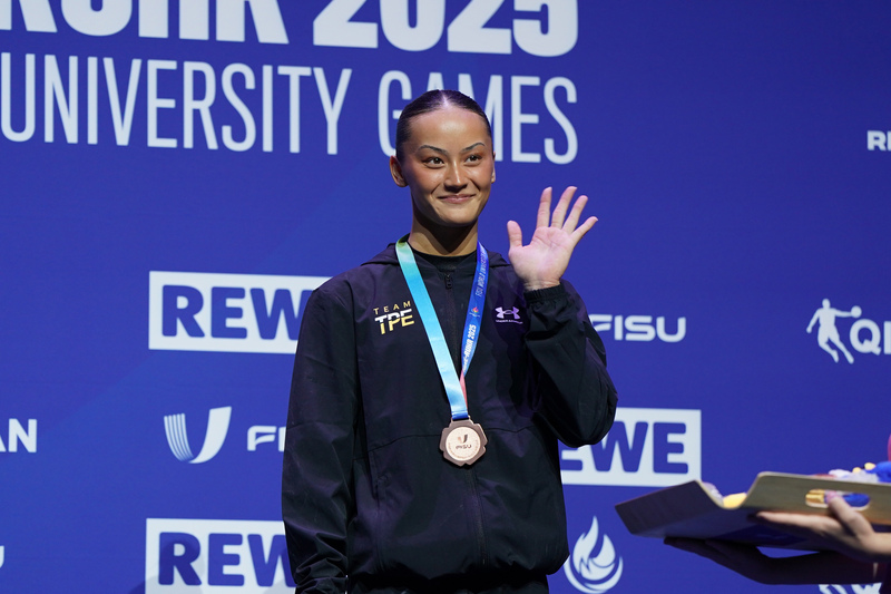 從瑞典轉籍到台灣的21歲混血體操女將陳瑞安（圖），26日在萊茵魯爾世大運女子全能決賽，以52.065分勇奪銅牌，成為台灣首名在世大運奪牌的體操女將。
（大專體總提供）