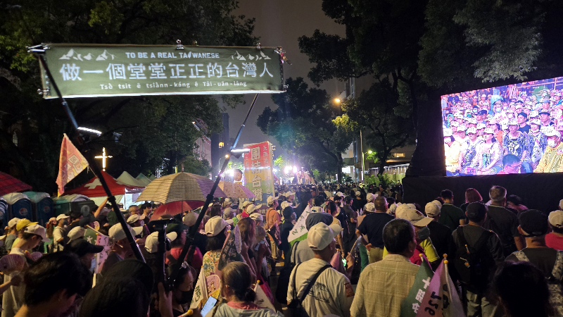 海內外華人關注台灣大罷免行動。(程寬仁 攝)