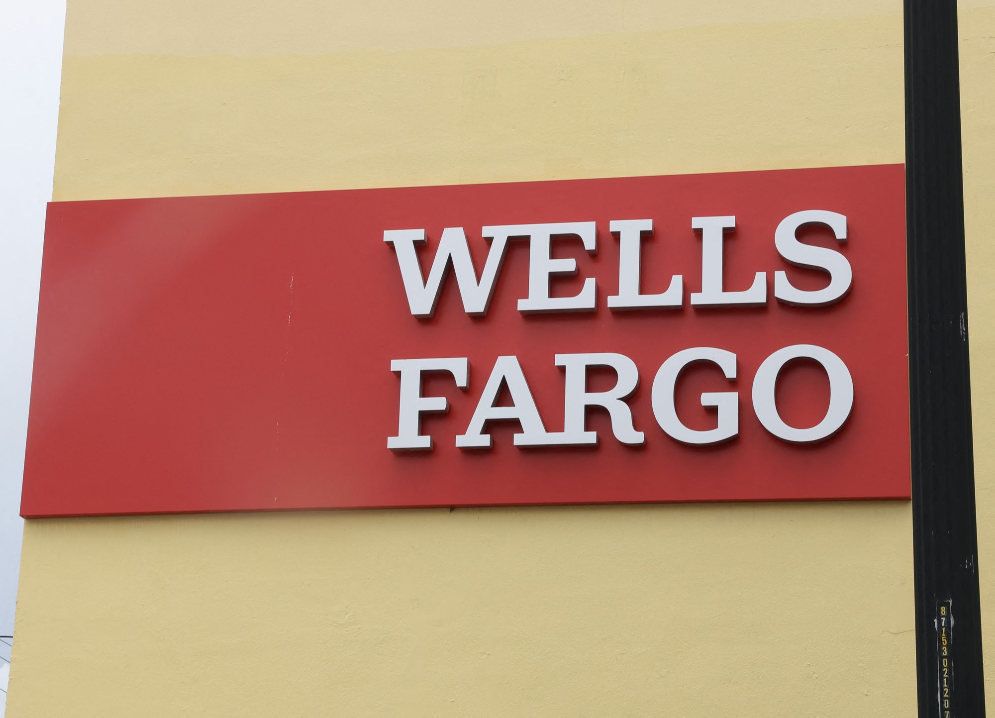 美銀行高層遭中國禁止出境富國銀行緊急暫停赴中差旅-新聞-Rti 中央廣播電臺