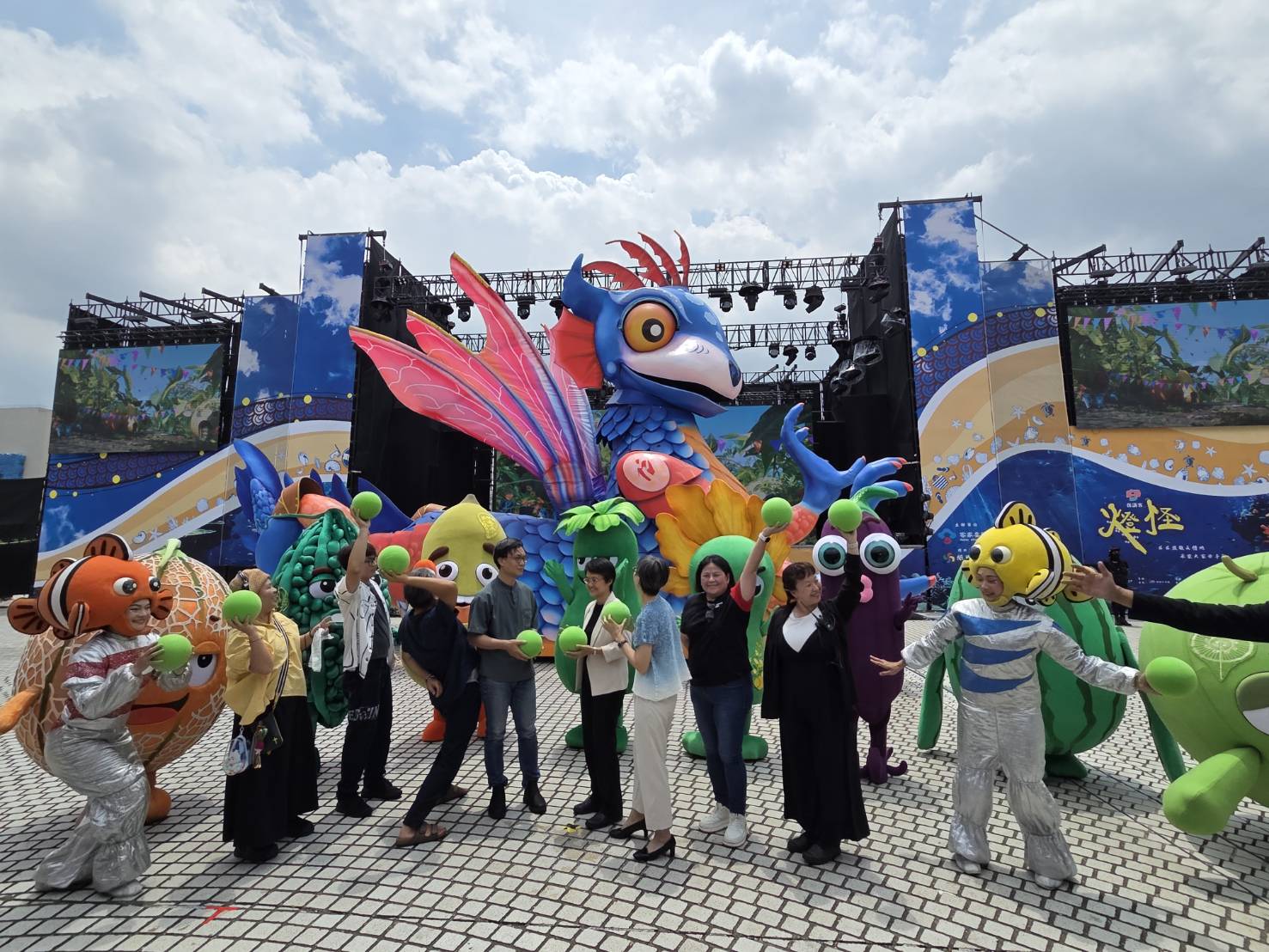 紙風車劇團歷時兩年打造的全新客家親子劇《燈怪》，將於本週六（19日）、日（20日）在國家兩廳院藝文廣場免費首演。(江昭倫 攝)