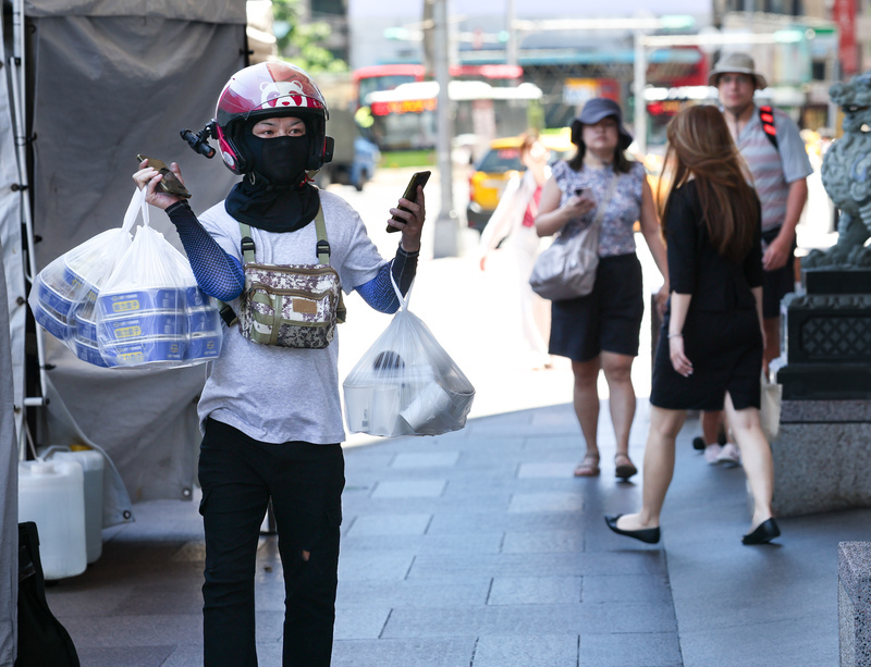 主計總處10日公布1至5月全體受僱員工經常性薪資平均數為新台幣4萬7,568元，較上年同期增加3.02%，增幅創25年來同期最高。示意圖。(圖：中央社)