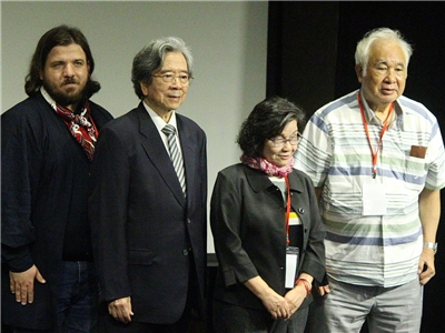 台亞會與國家人權委員會15日舉辦亞洲人權跨世代對話論壇，圖左至右為歐洲價值安全政策中心在台辦事處主任葉皓勤、台亞會董事長蕭新煌、人權委員會副主委王幼玲、總統府資政姚嘉文。(央廣記者王照坤 攝)